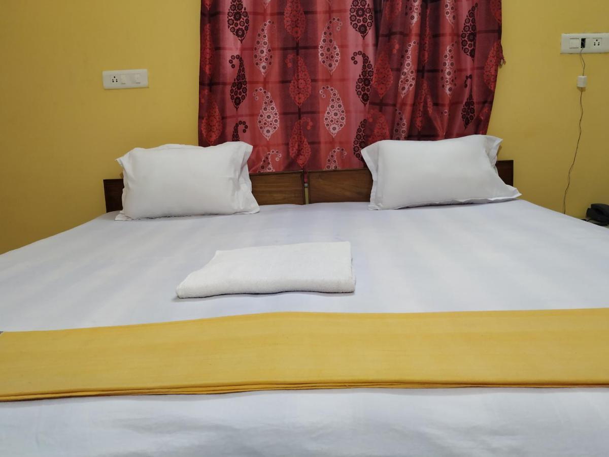 Bhalobasa Anandabas Hotel โบลปูร์ ภายนอก รูปภาพ