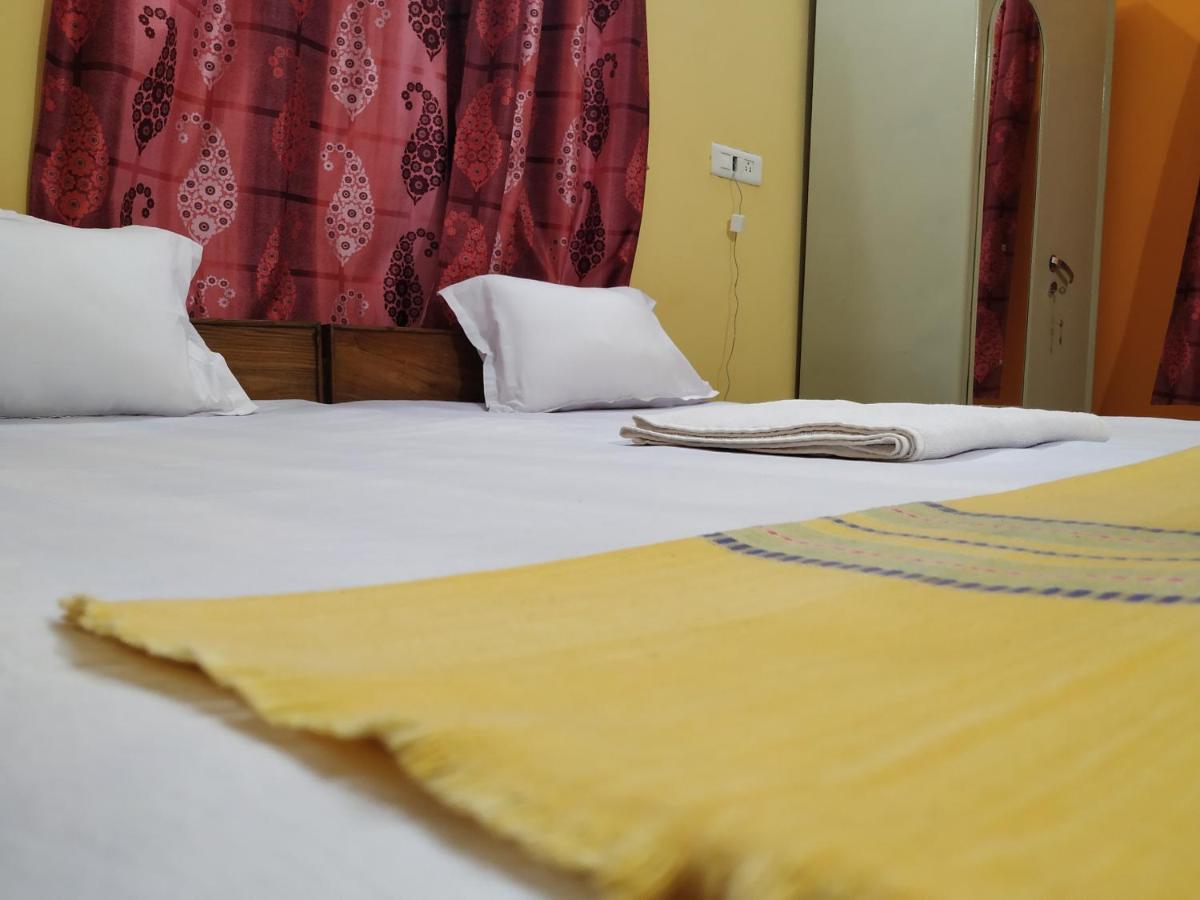 Bhalobasa Anandabas Hotel โบลปูร์ ภายนอก รูปภาพ