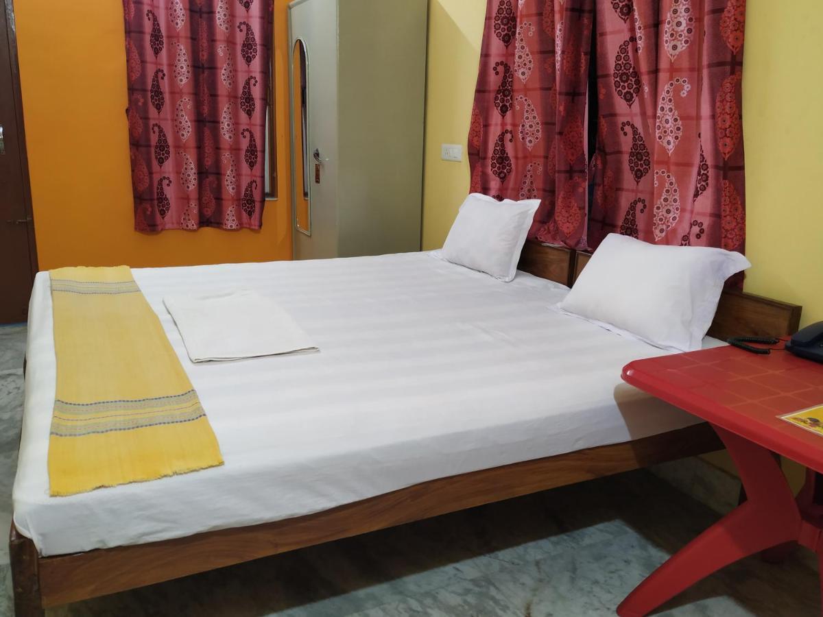 Bhalobasa Anandabas Hotel โบลปูร์ ภายนอก รูปภาพ