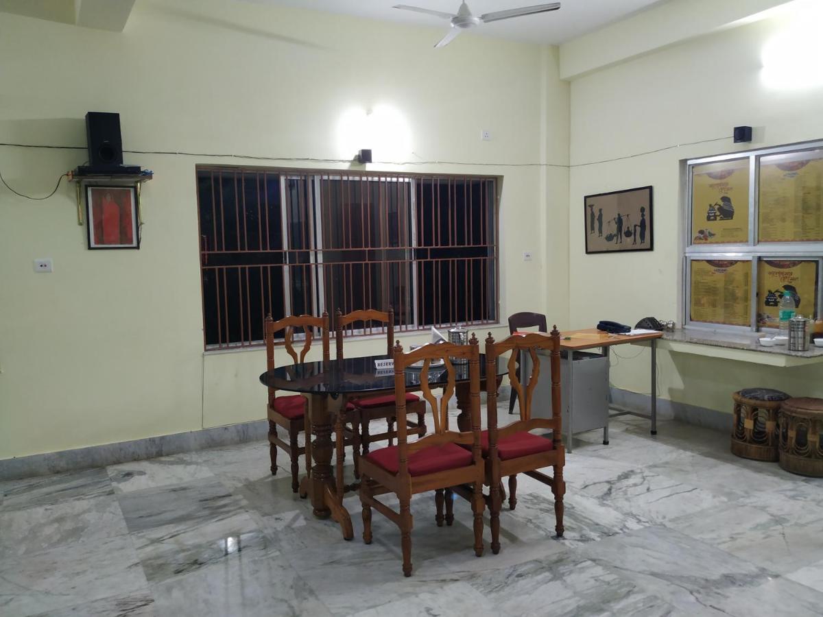 Bhalobasa Anandabas Hotel โบลปูร์ ภายนอก รูปภาพ